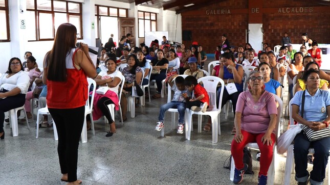 Más de 80 mujeres fortalecen su autonomía económica en “Creadoras de Futuro”