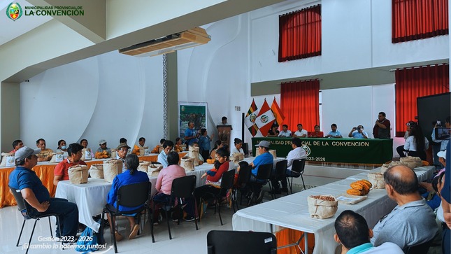 Proyecto Cacao impulsa el concurso sensorial del Cacao Chuncho Santa Ana 2025
