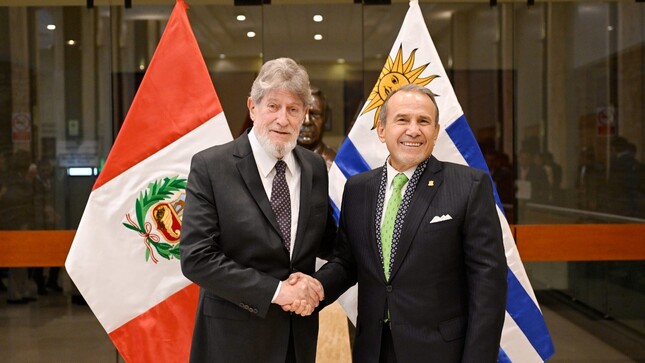 Perú y Uruguay conmemoran amistad con una muestra histórica sobre sus relaciones diplomáticas