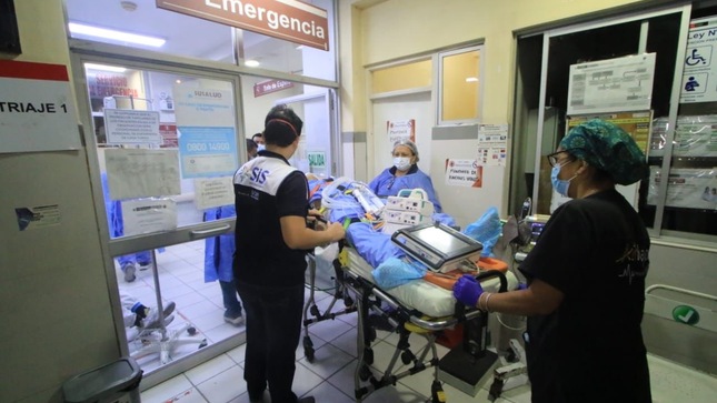 Minsa: SIS financia traslado y atención de alta complejidad para joven peruano evacuado desde Ecuador