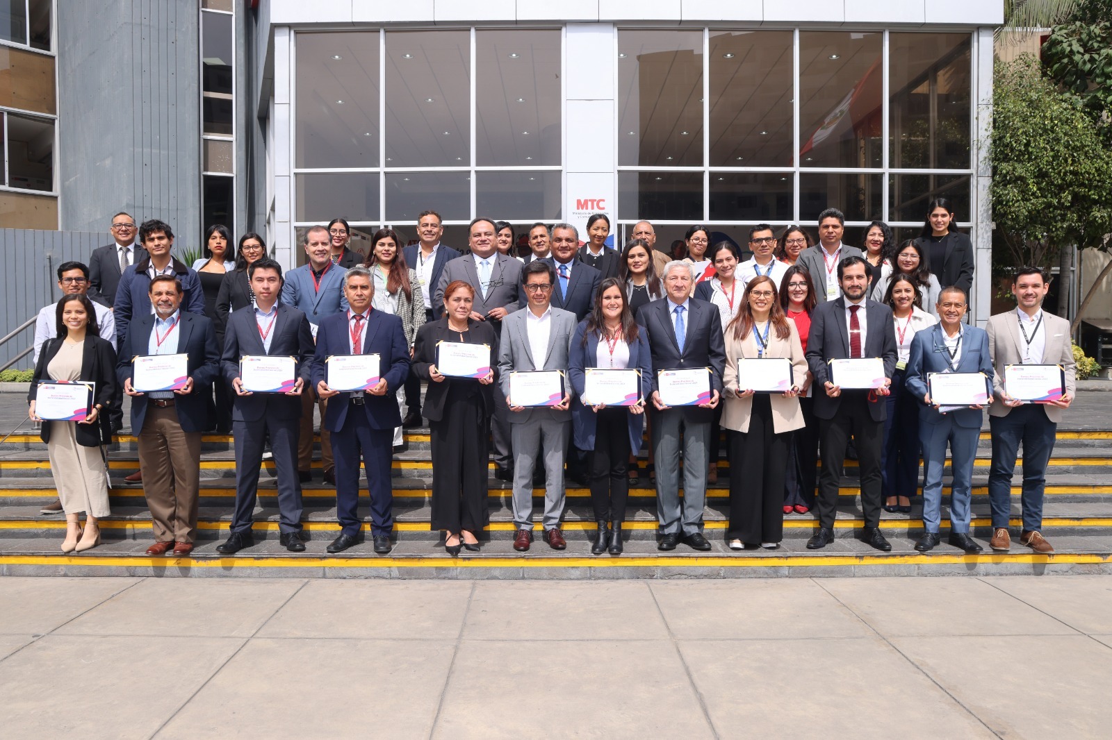 MTC resalta 173 iniciativas de sostenibilidad social desarrolladas por empresas del sector Transportes y Comunicaciones