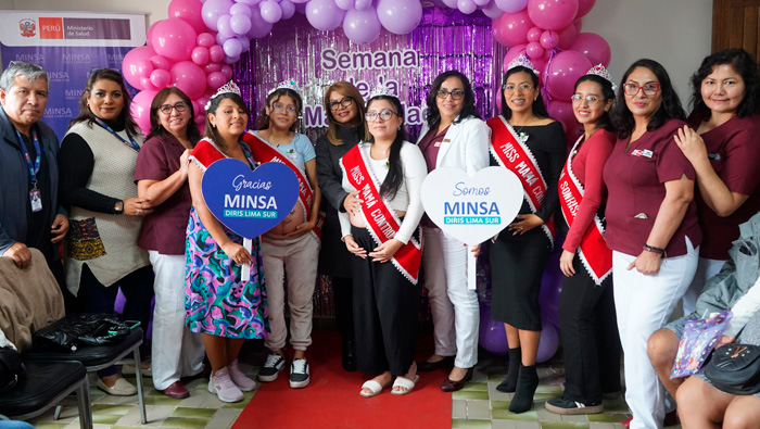 ¡Reinas de la salud! Futuras mamitas desfilaron durante la Semana de la Maternidad Saludable 2025