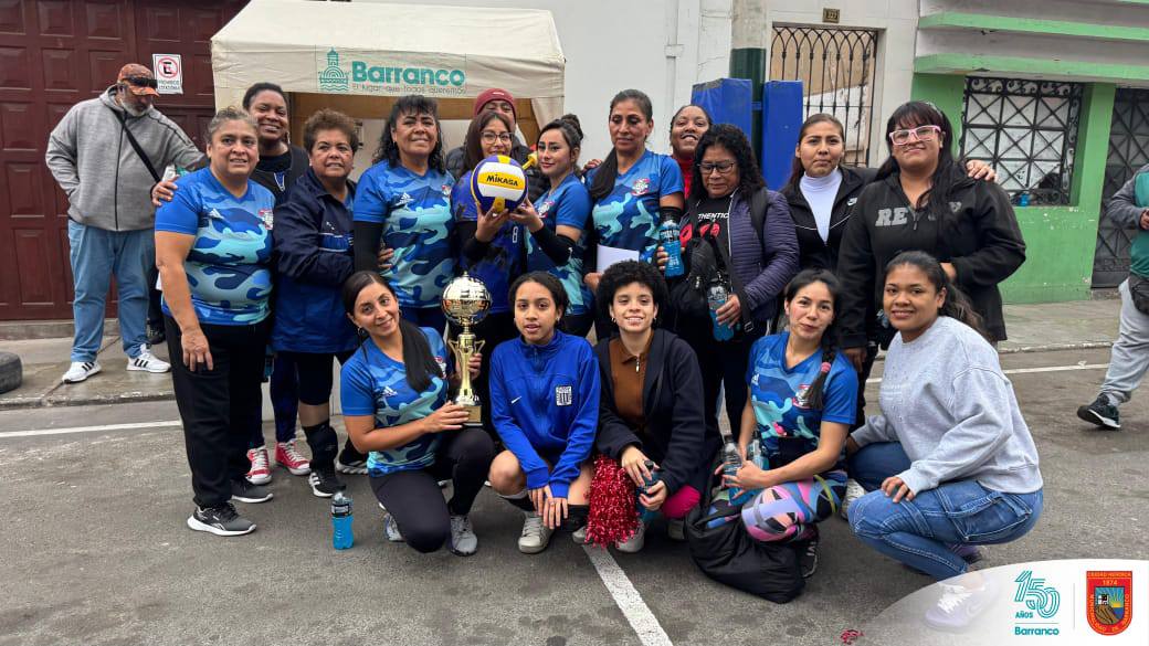 Final de interbarrios de voley Damas 2025