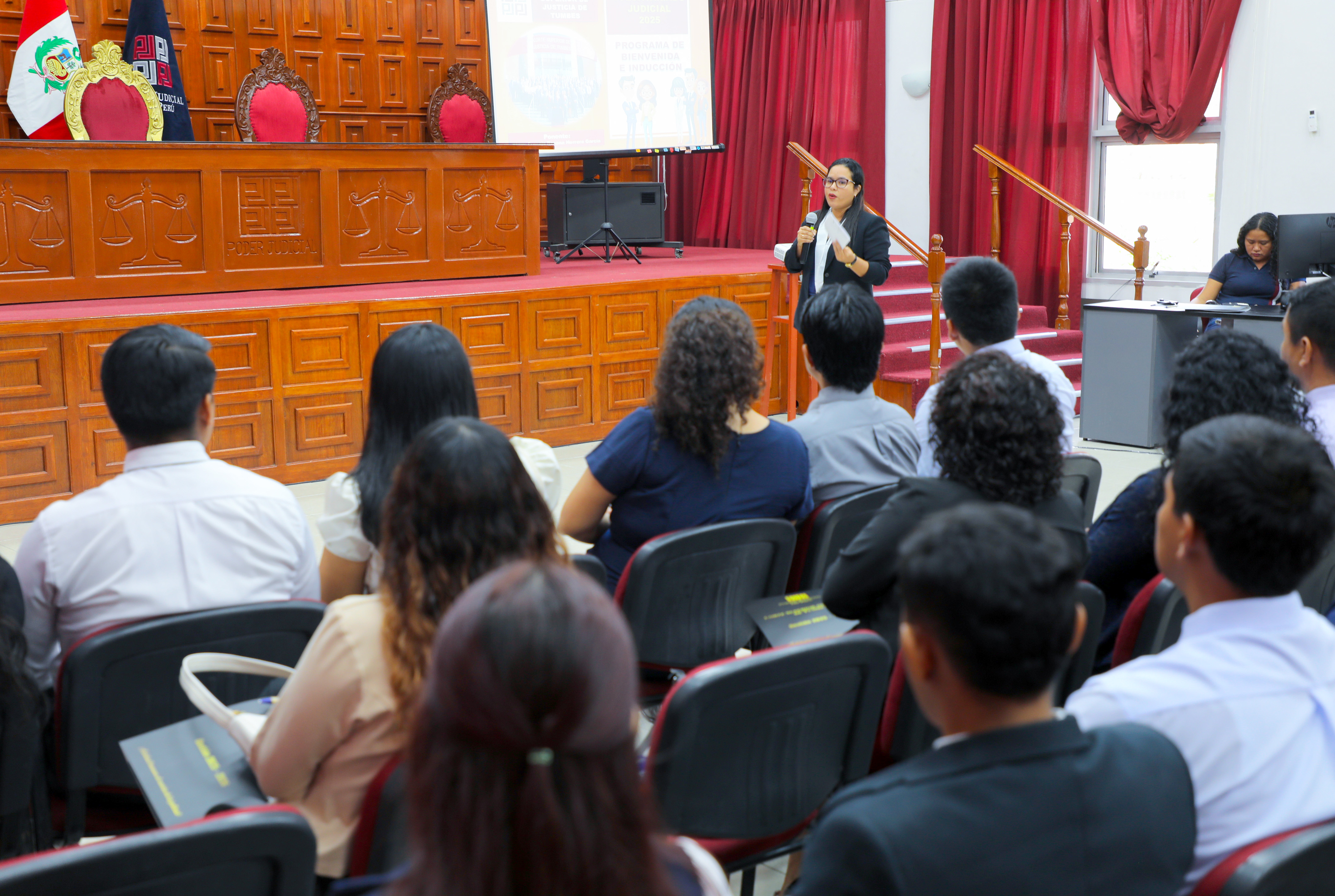 29 Profesionales del Programa de Voluntariado se Integran a Labores Judiciales de Tumbes