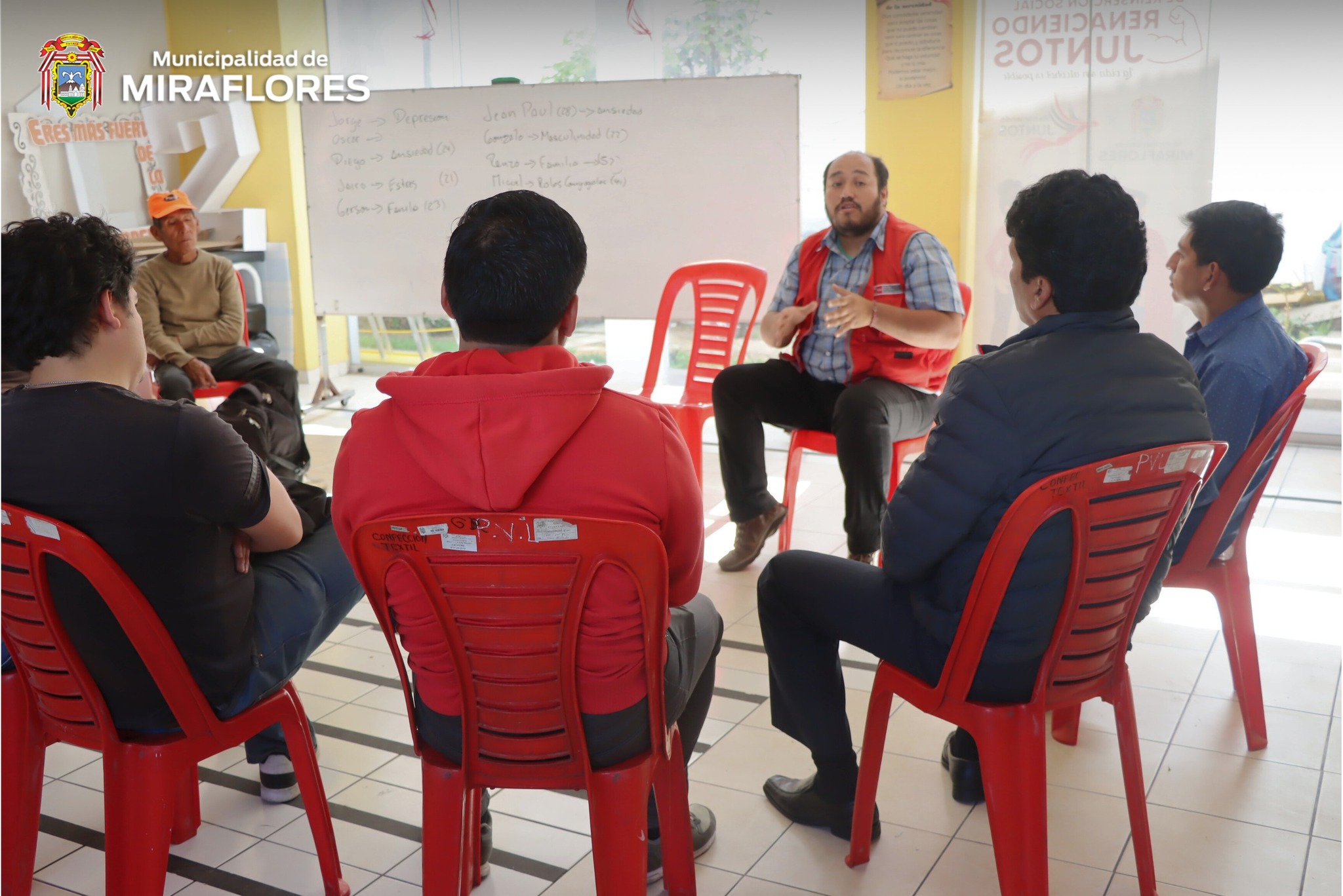 "Entre Patas" inicia en Miraflores como un espacio de reflexión y transformación para hombres