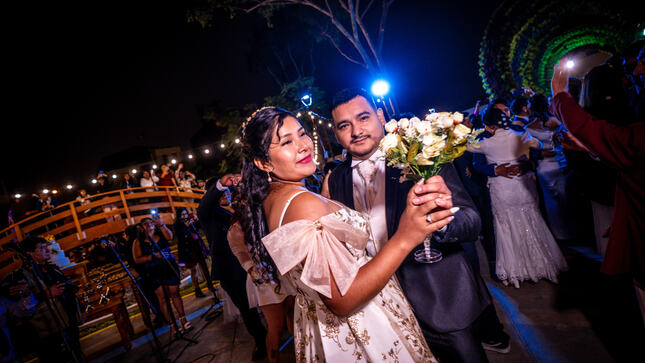 139 parejas se unieron en el Primer Matrimonio Civil Comunitario 2025