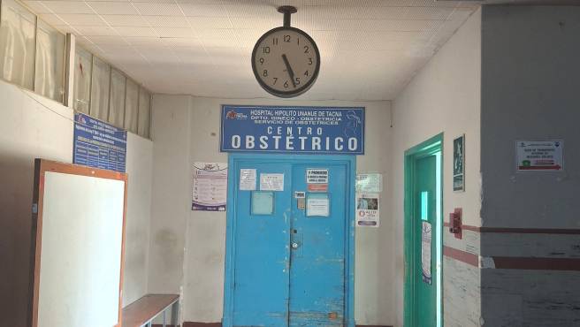 Tacna. – Una reciente acción de control de la Contraloría General de la República realizada entre el 22 al 25 de abril del presente año en el departamento de gineco obstetricia del Hospital Hipólito Unanue de Tacna, reveló deficiencias que podrían poner en riesgo la vida y la adecuada atención de madres gestantes y neonatos, debido a la falta de equipamiento esencial y el mal estado de los equipos existentes. 