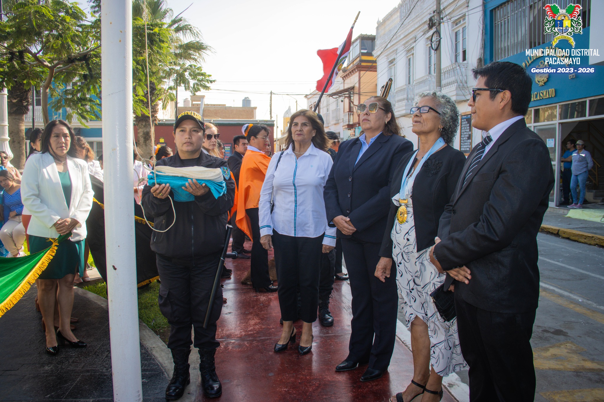 izamiento del pabellón nacional 2