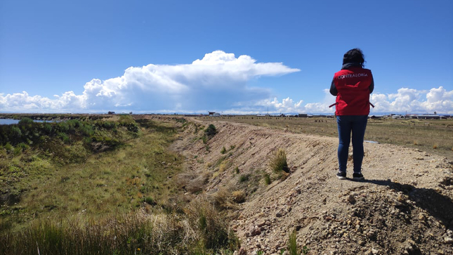 Puno. – La Contraloría General de la República advirtió al Proyecto Especial Binacional Lago Titicaca (PEBLT) sobre posibles pagos indebidos en la descolmatación de emergencia de los ríos Ilave y Lampa, en la región Puno, lo que pone en riesgo el cumplimiento de los contratos y el uso adecuado de los recursos públicos destinados a prevenir daños por intensas lluvias.