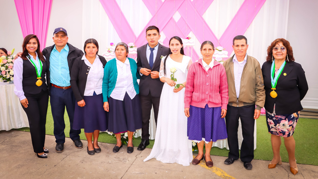  𝗠Á𝗦 𝗗𝗘 20 𝗣𝗔𝗥𝗘𝗝𝗔𝗦 𝗦𝗘 𝗗𝗜𝗘𝗥𝗢𝗡 𝗘𝗟 𝗦Í 𝗘𝗡 𝗘𝗟 𝗣𝗥𝗜𝗠𝗘𝗥 𝗠𝗔𝗧𝗥𝗜𝗠𝗢𝗡𝗜𝗢 𝗖𝗜𝗩𝗜𝗟 𝗖𝗢𝗠𝗨𝗡𝗜𝗧𝗔𝗥𝗜𝗢 