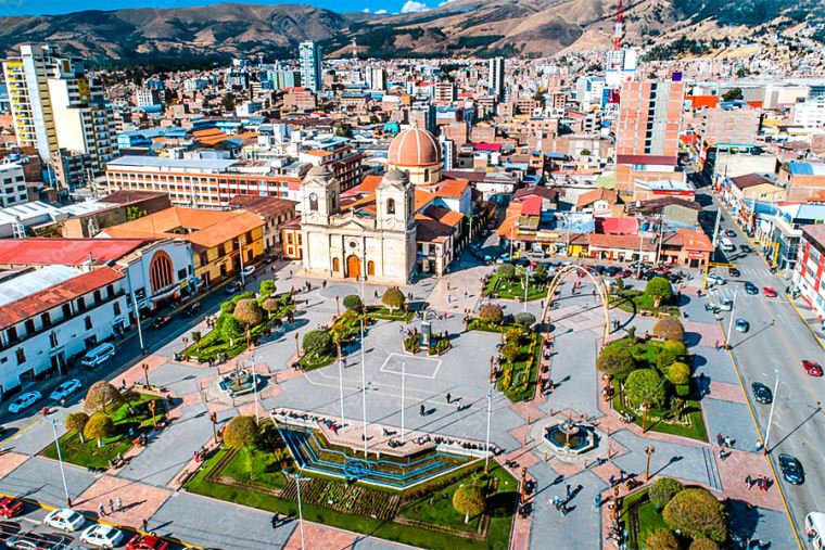 Junín.- La Contraloría General de la República identificó riesgos que comprometerían la protección del patrimonio cultural, la validez del expediente técnico y el uso eficiente de los recursos públicos en el proyecto de mejoramiento de los servicios turísticos de la Plaza de la Constitución, el principal espacio público de la ciudad de Huancayo, ejecutado por la municipalidad provincial y con un valor referencial superior a los S/ 2 millones.