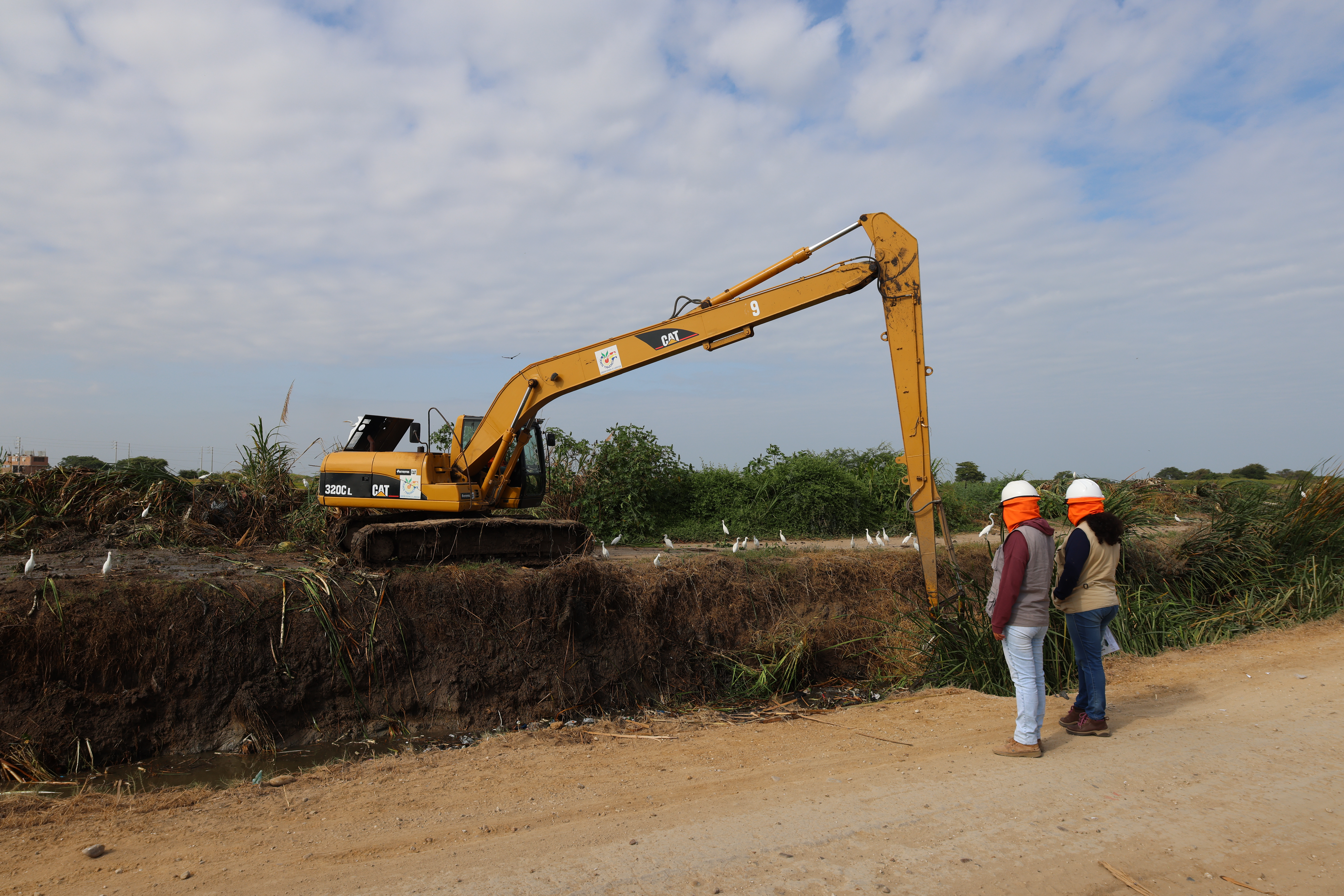 Los trabajos se ejecutan sobre 9 kilómetros del Dren D-2000
