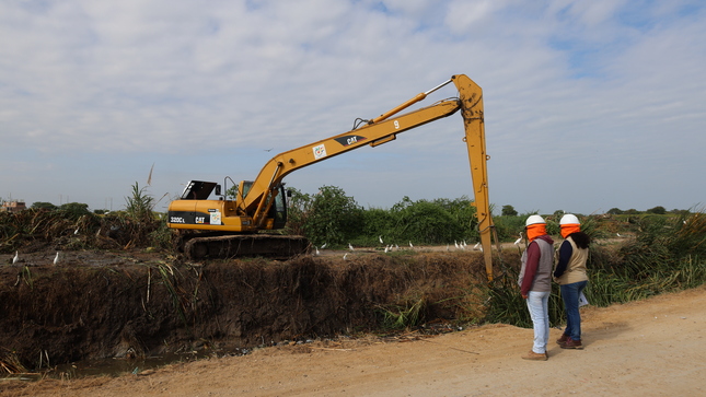 Los trabajos se ejecutan sobre 9 kilómetros del Dren D-2000