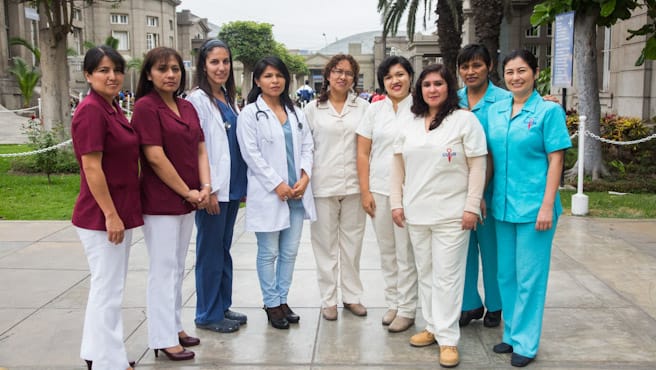 Minsa aprueba lineamientos para la habilitación del doble empleo al profesional de la salud con especialidad