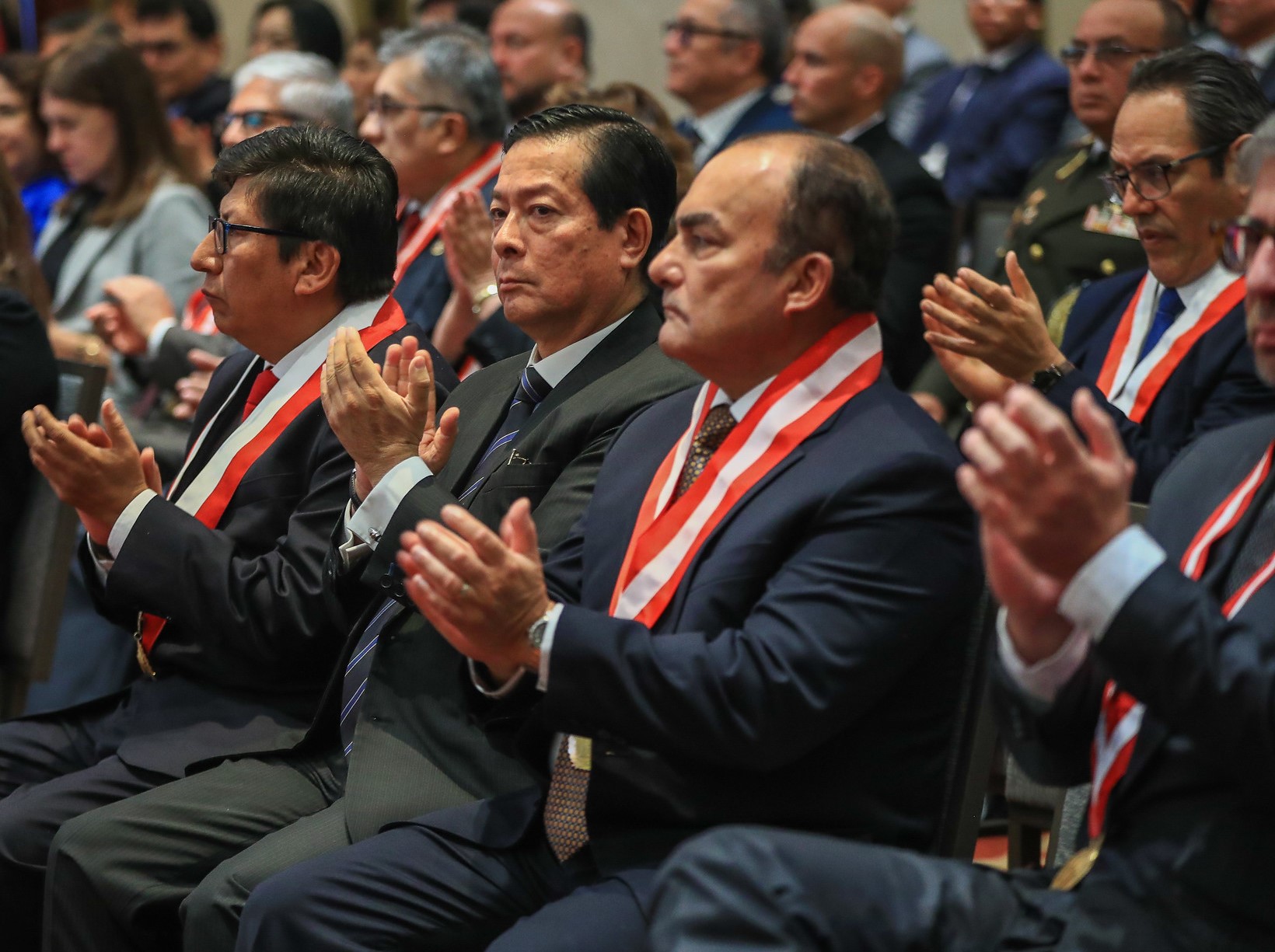 Presidente de la JNJ participa en ceremonia por aniversario del JNE