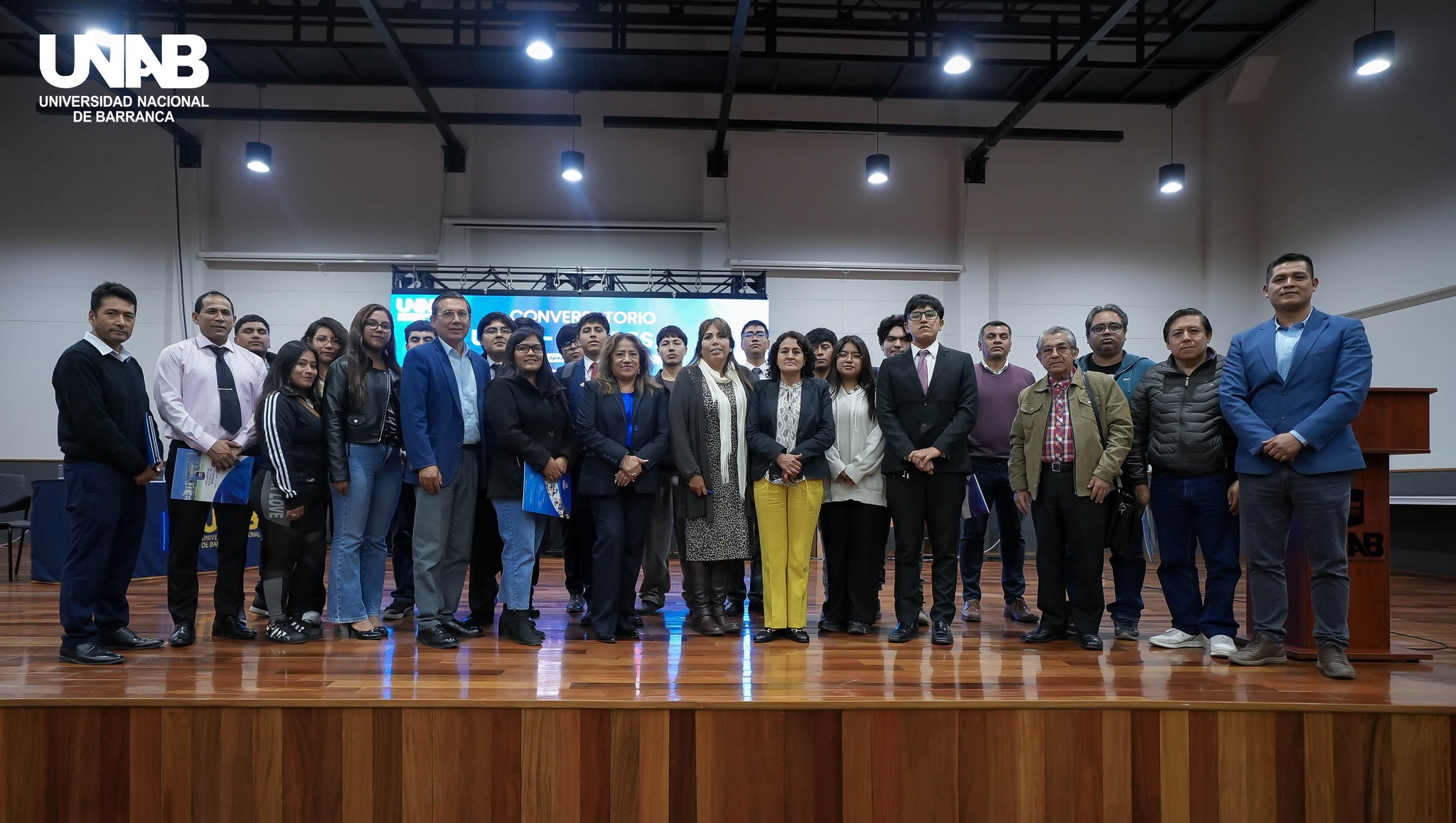 I Conversatorio Sobre las Diversas Problemáticas del Ámbito Empresarial, Locales y Regionales.