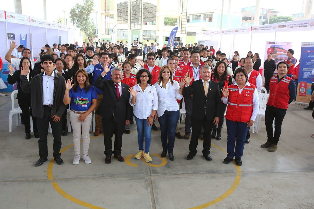 Ministra Leslie Urteaga: “Gobierno Central trabaja junto a los gobiernos regionales, locales y el Congreso para transformar vidas”