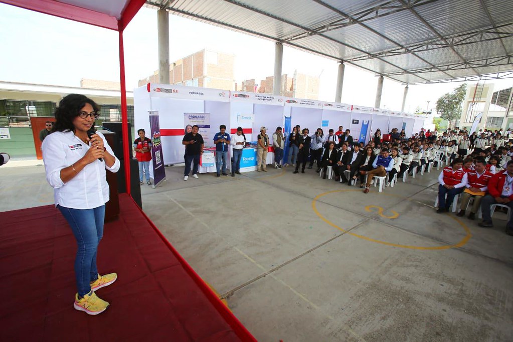 Ministra Leslie Urteaga: “Gobierno Central trabaja junto a los gobiernos regionales, locales y el Congreso para transformar vidas”