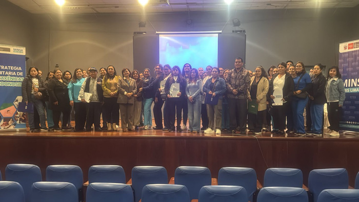 DIRIS Lima Sur capacita a más de 150 profesionales de salud para mejorar la atención de personas expuestas a la rabia