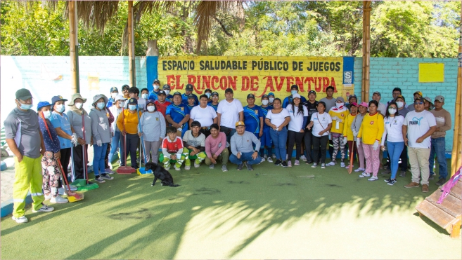 Foto Exitosa Campaña de limpieza en puntos críticos de Canoas de Punta Sal