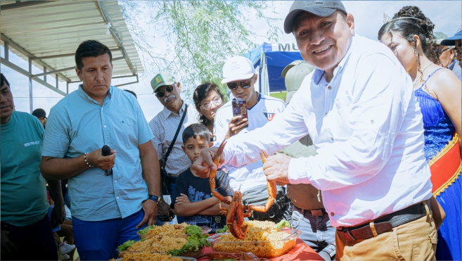 Foto Primer Festival de la Chicama en el CP Fernández