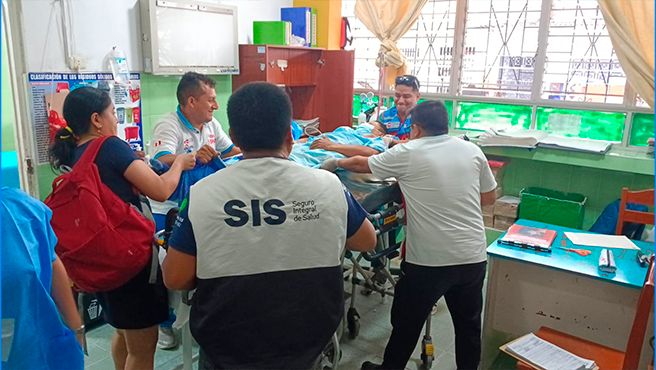 Minsa, SIS y Ejército salvan vida de asegurado awajún que se incrustó rama de árbol en abdomen