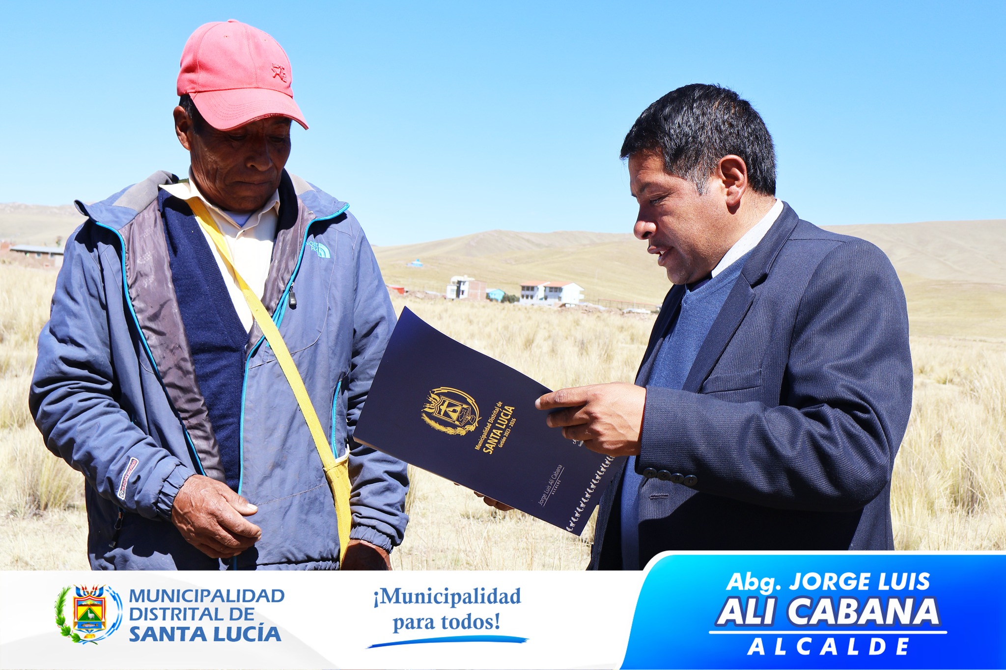Entrega de terreno a la Asociacion de Adultos Mayores de Santa Lucia