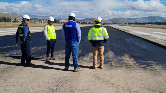 Mantenimiento del Aeropuerto de Jauja llega al 75%