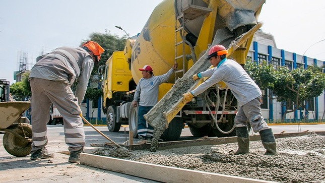 •	Obras buscan reducir accidentes de tránsito y promover el respeto del límite de velocidad de 30 km/h en zonas escolares.