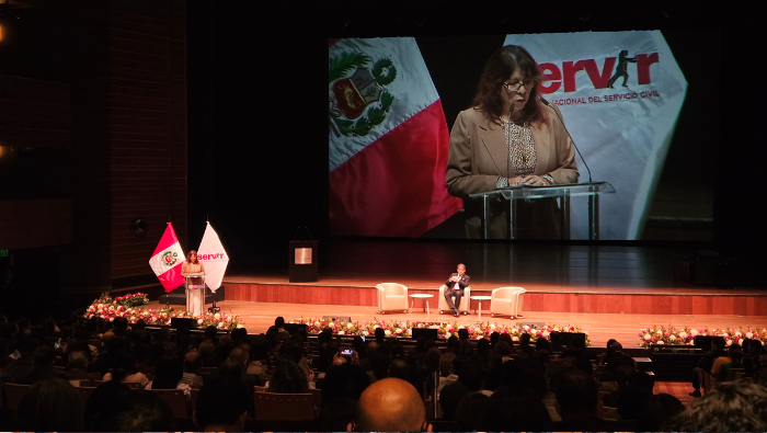 Debemos repensar el futuro del Estado y del servicio civil para reconstruir la confianza ciudadana