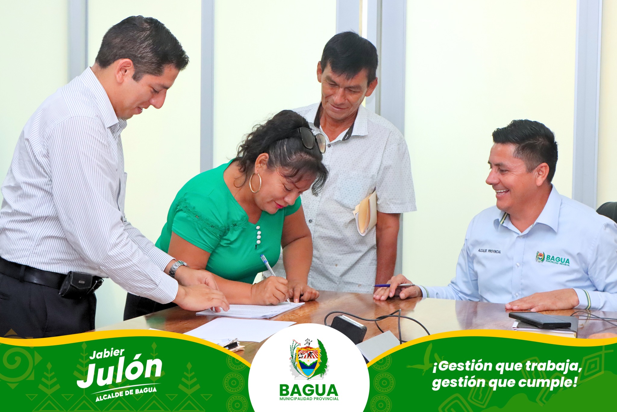 Alcalde Jabier Jul贸n hace entrega de trimoto de carga para fortalecer la seguridad en C.P. Peca Palacios y El tomaque.
