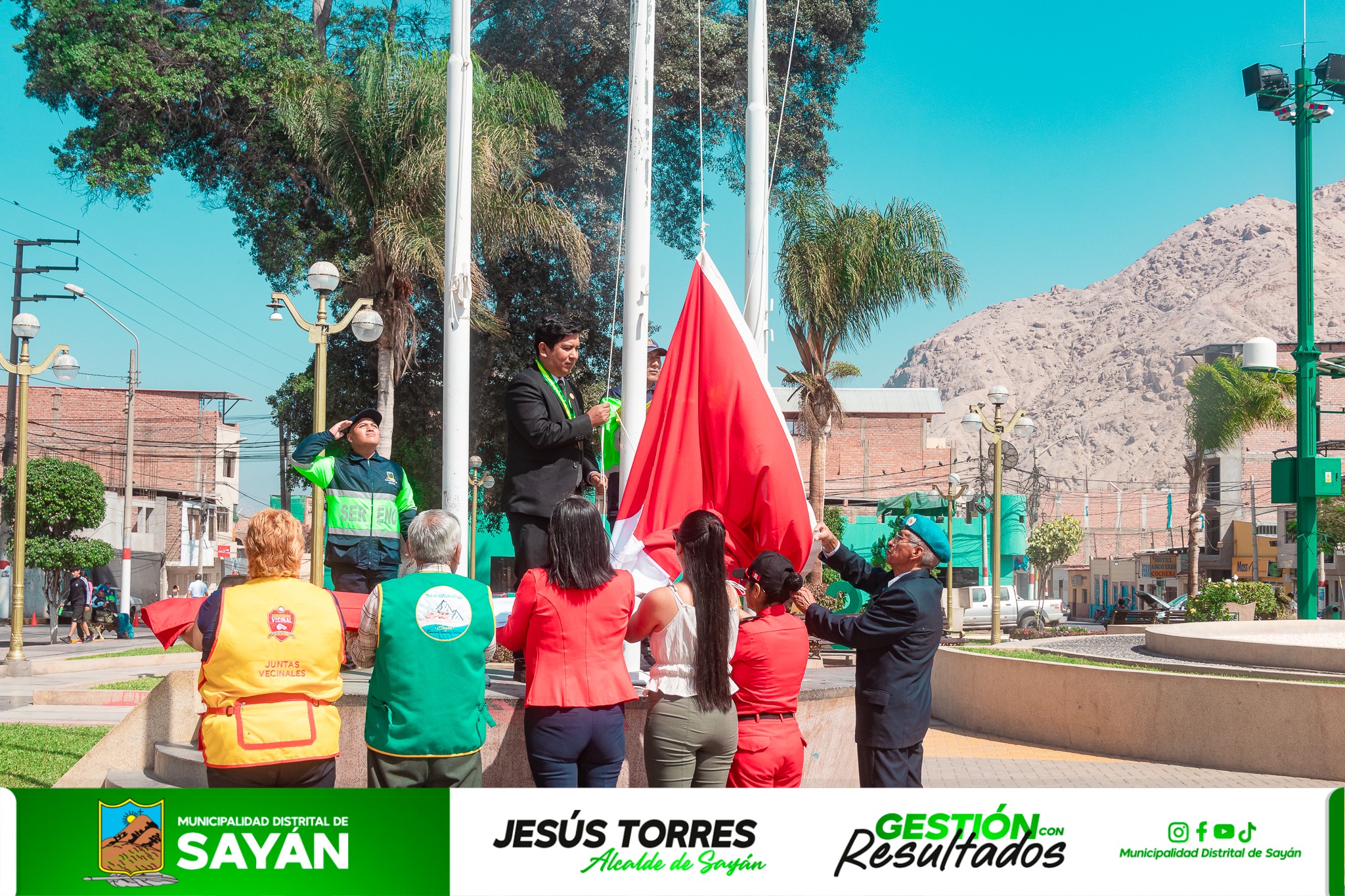 #ActoCívico SAYÁN CELEBRÓ EL DÍA DE LA EDUCACIÓN INICIAL CON IZAMIENTO DE BANDERAS Y TRADICIONAL PASEO DE BANDERA