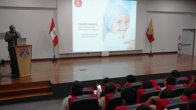 Foto Hospital Regional Lambayeque capacita a docentes para detectar a tiempo posibles casos de cáncer infantil