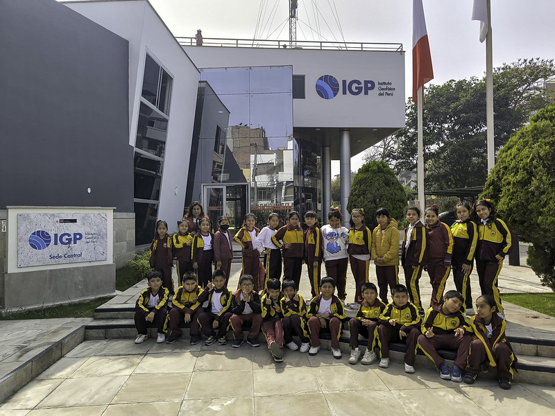 Estudiantes del colegio Marello visitan el Planetario Solar como parte de las actividades recreativas de la Municipalidad
