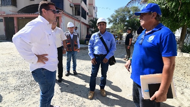 Mantenimiento vial en Urb. Santa María del Pinar
