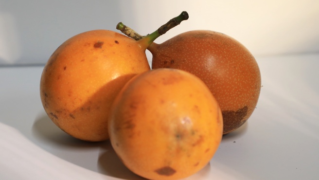 Conoce los beneficios de la granadilla para el sistema nervioso y la presión sanguínea