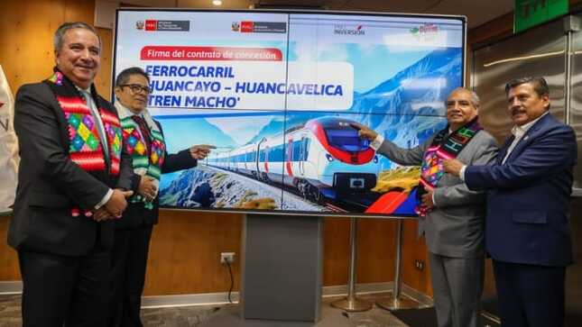 El ‘Tren Macho’ se modernizará y beneficiará a 1.2 millones tras firma del contrato de concesión