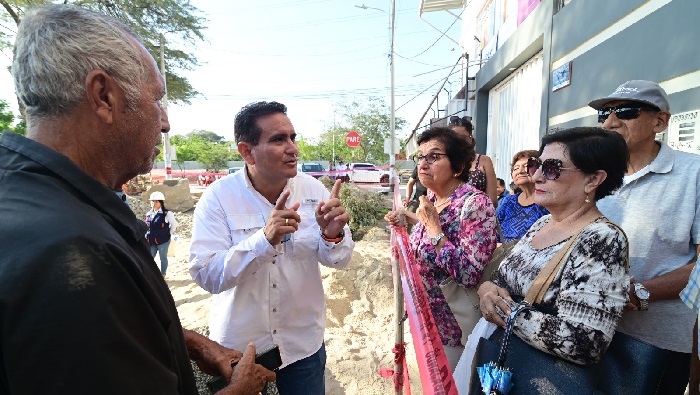 Alcalde en calle Tizón