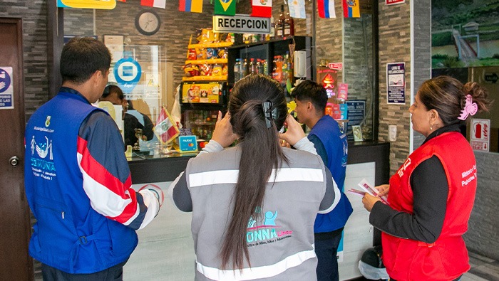 Municipalidad de Lince realiza operativo de sensibilización en hoteles para garantizar derechos de niñas, niños y adolescentes