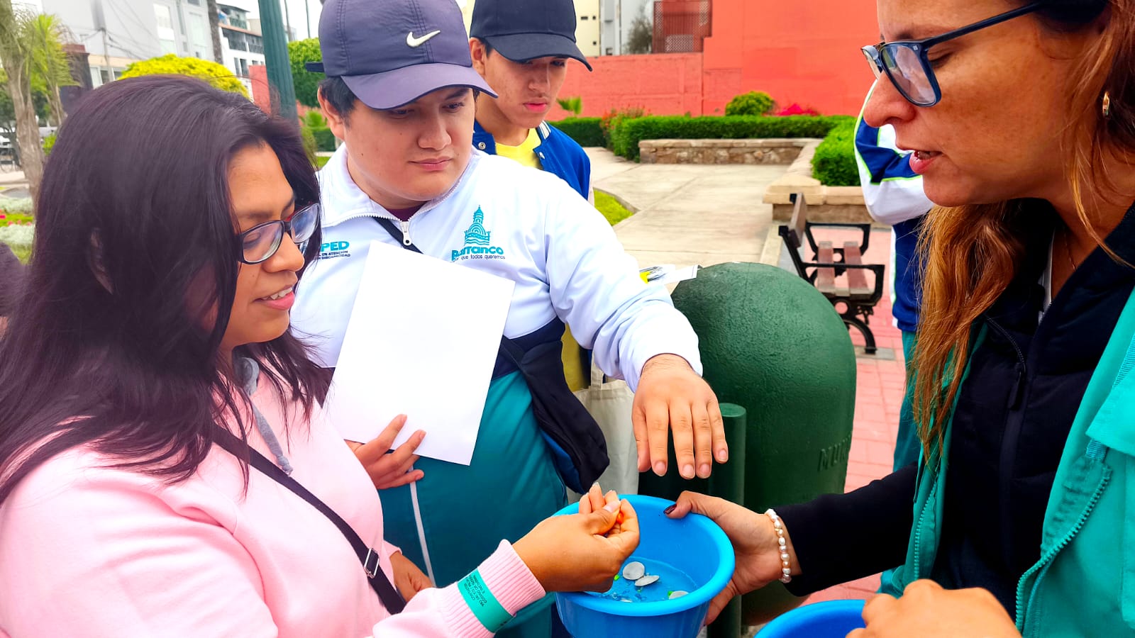 Tour de los Sentidos con miembros de OMAPED