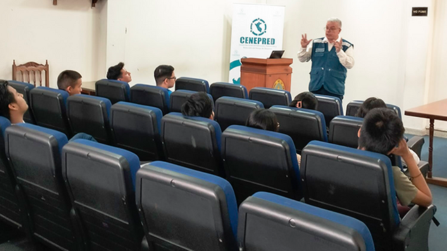 Generamos conocimiento sobre la Gestión del Riesgo de Desastres en los estudiantes y egresados de la UNAP
