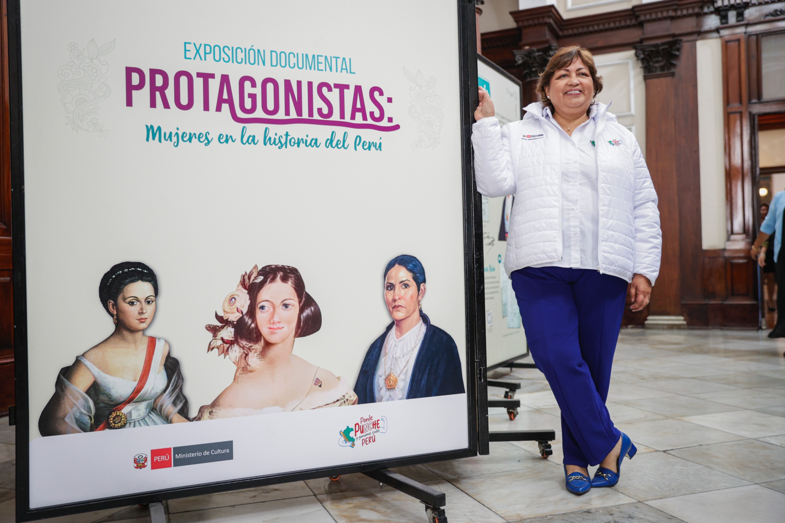 Ministra clausura exposición "Protagonistas: Mujeres en la Historia del Perú" en la Beneficencia de Lima