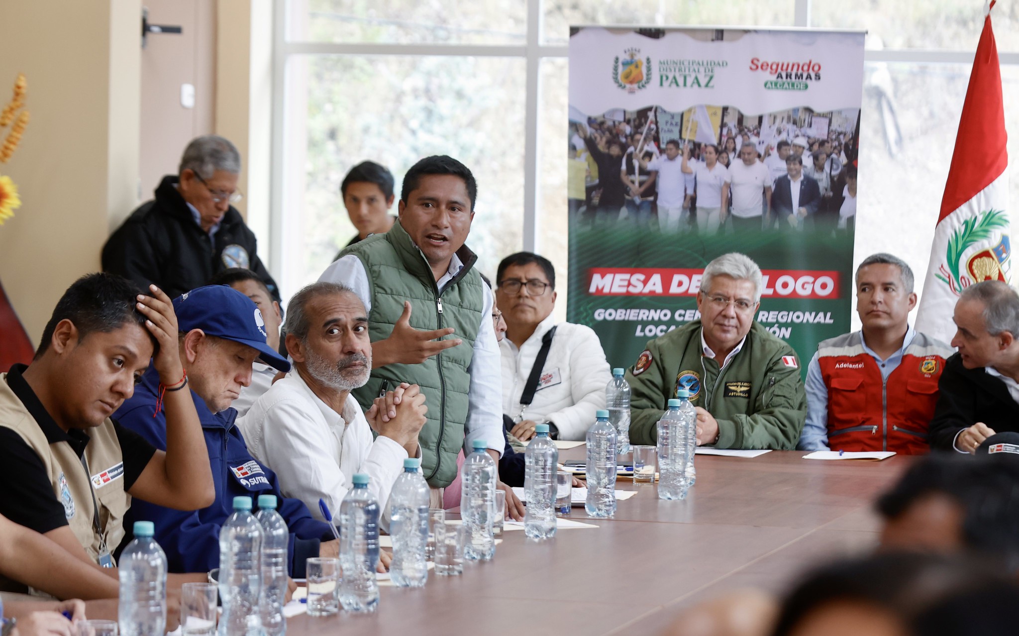 Ministros de Estado dialogaron con autoridades locales y representantes de la sociedad civil para evaluar medidas del Estado de Emergencia.