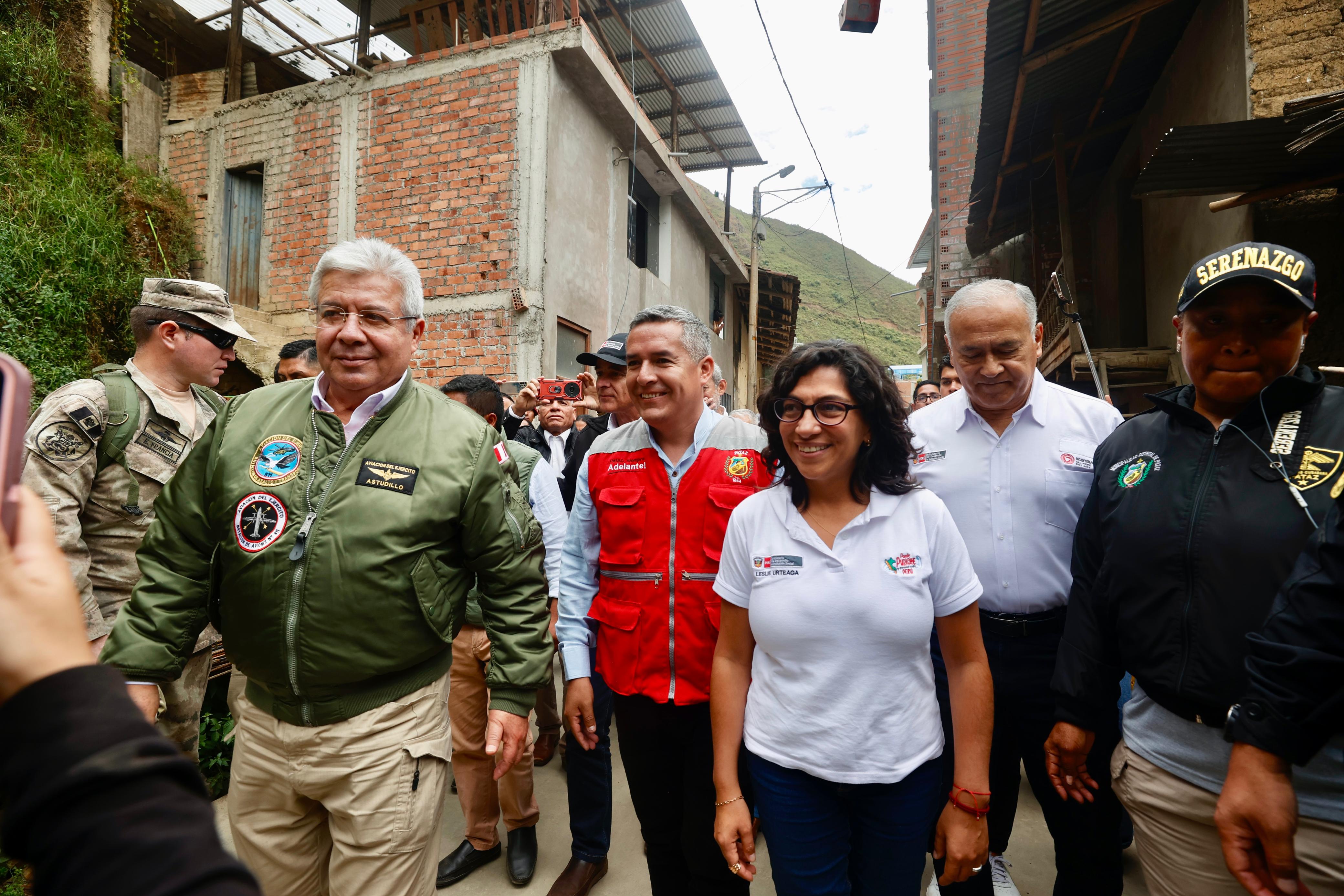 Ministros de Estado dialogaron con autoridades locales y representantes de la sociedad civil para evaluar medidas del Estado de Emergencia.