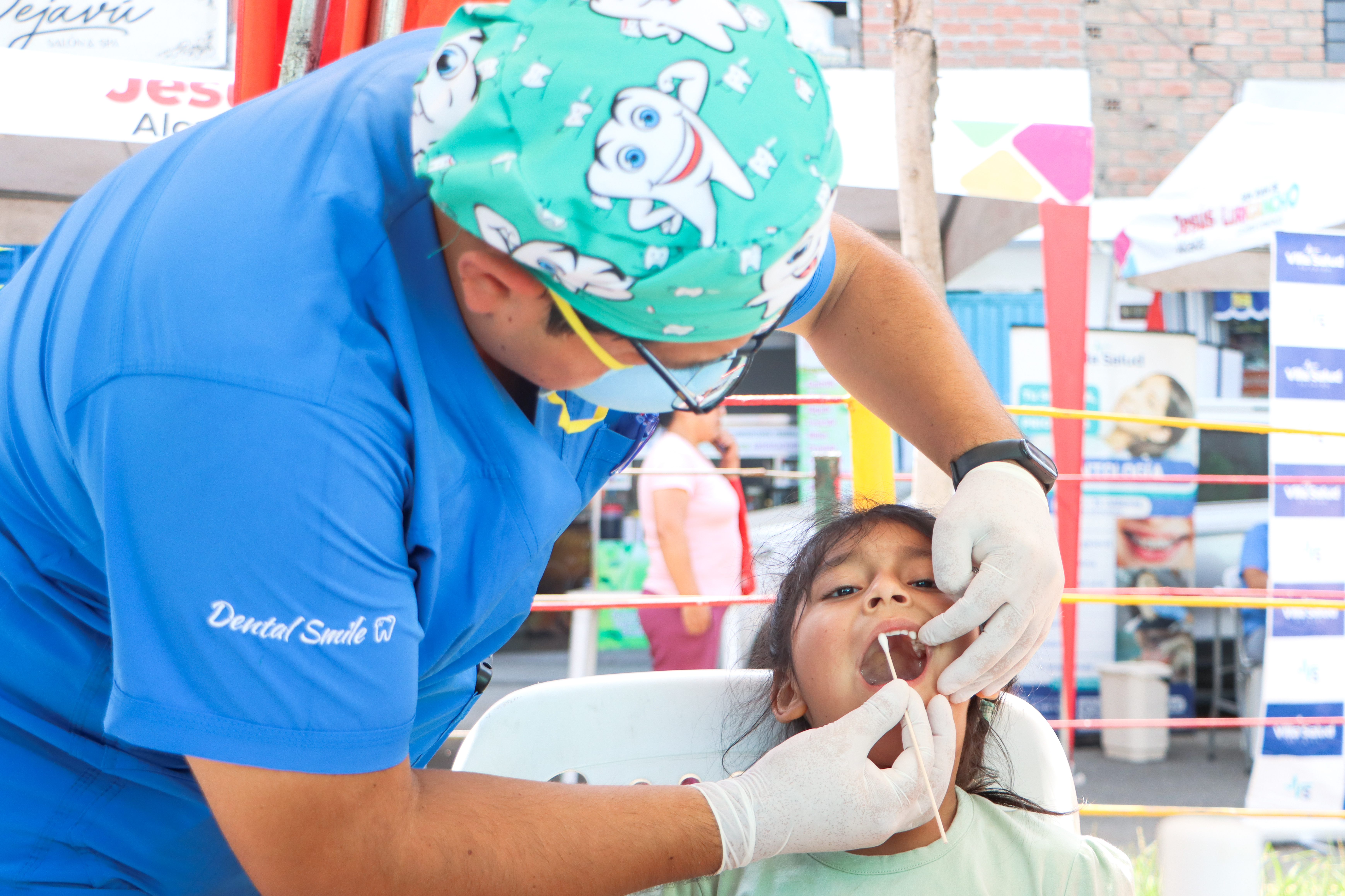 Diris Lima Centro lanza campaña “Abrigamos Vidas” en SJL para proteger del frío a niños y adultos mayores 4