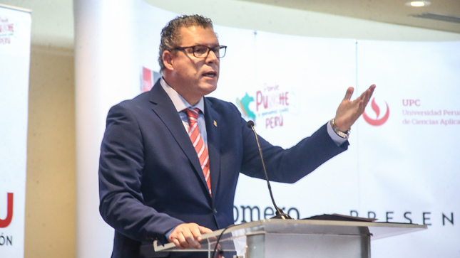 La iniciativa atiende necesidades de infraestructura y mobiliario en colegios públicos, fomentando la corresponsabilidad y colaboración entre el Estado y empresas

