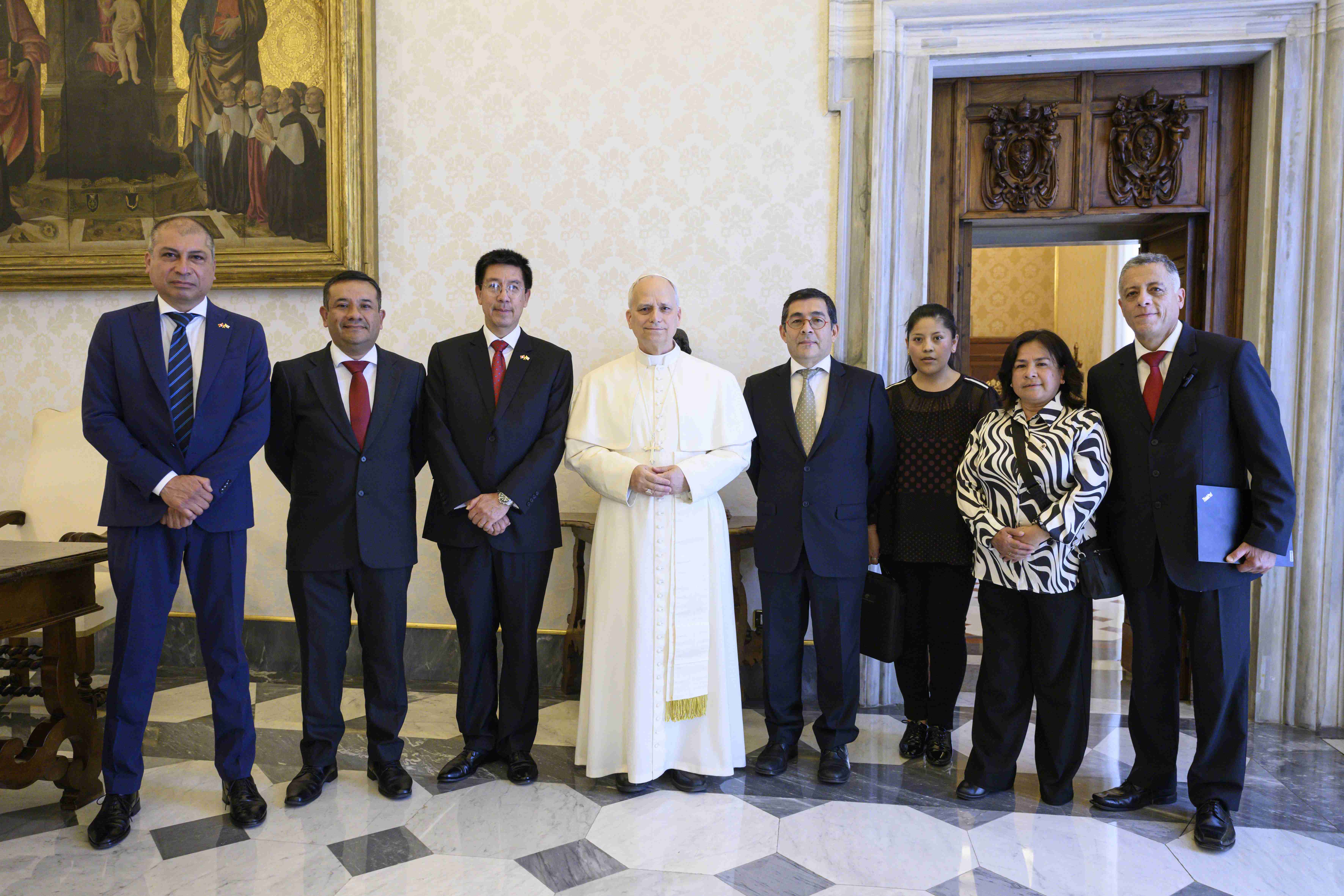 Reniec en el Vaticano