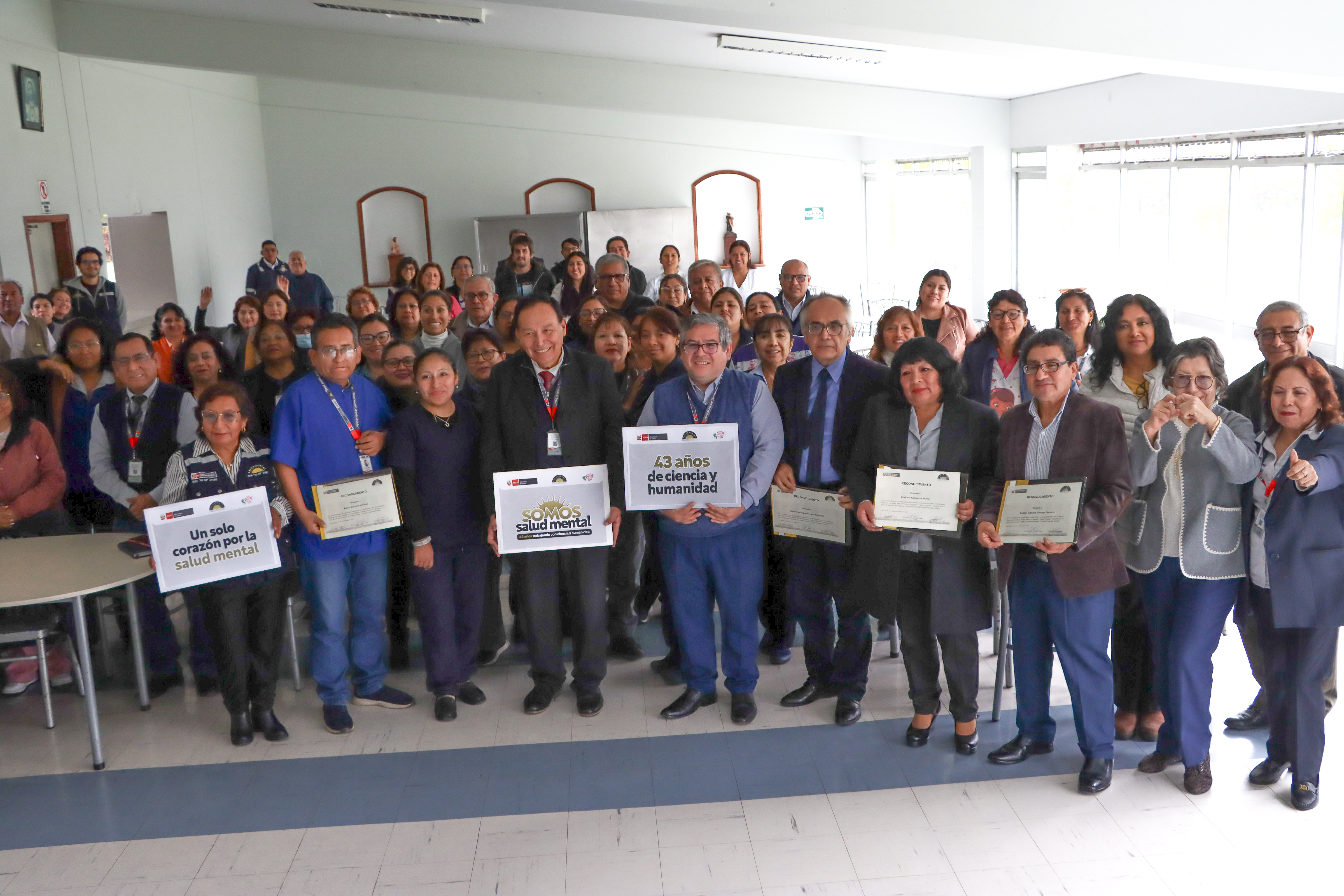 INSM celebra el Día del Servidor Público destacando compromiso, vocación y profesionalismo de sus trabajadores al servicio del país