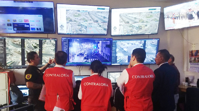 Áncash.- La Contraloría General de la República (CGR) notificó a las municipalidades provinciales de El Santa, Casma y Huarmey, sobre varios riesgos y deficiencias identificadas en el marco del operativo Seguridad Ciudadana 2025 desplegado a nivel nacional para contribuir a optimizar la gestión de dicho servicio que está a cargo de los gobiernos locales en sus respectivas jurisdicciones. 