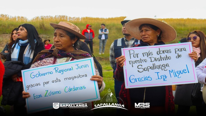 Colocación de la Primera Piedra de la construcción del Reservorio y Canal de Riego en el Sistema de Riego de la Zona Agrícola de Yanacocha